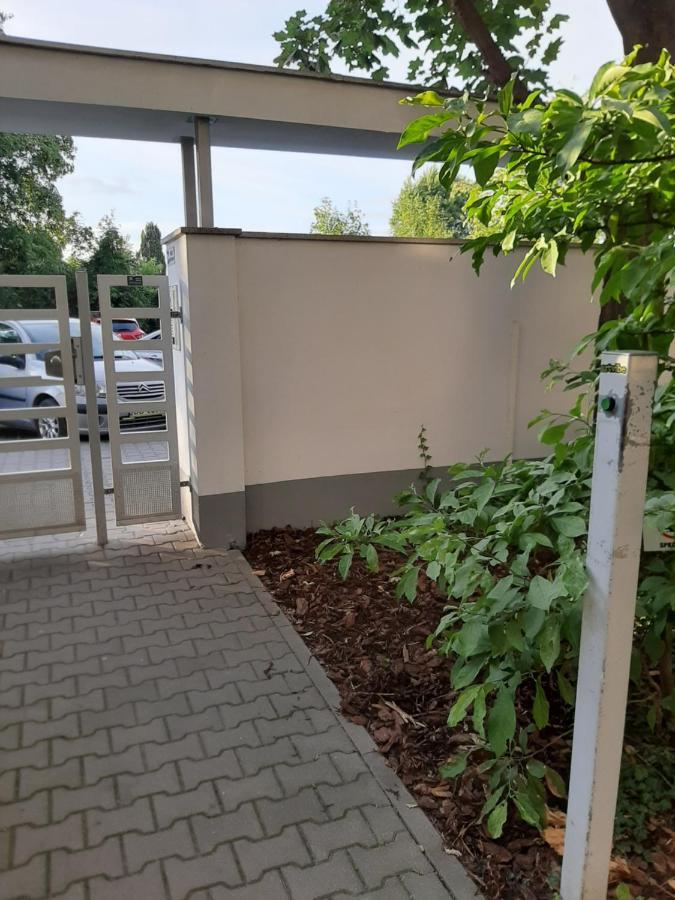Apartament Di Trevi - Klimatyzacja Apartment Wroclaw Luaran gambar